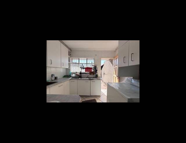 4 BEDROOM HOUSE FOR SALE IN BRACKENDOWNS